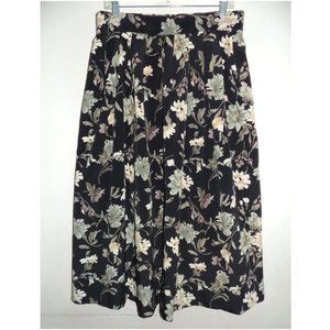 Long print skirt 1X Black Floral Full pleats Stretch waist (back) Flowy Midi